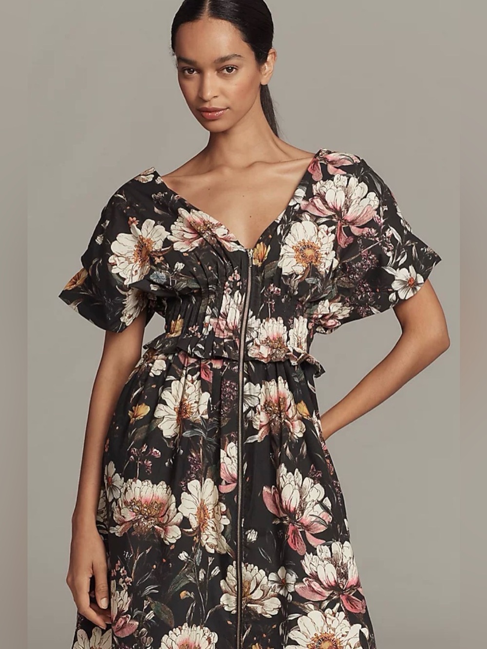 by Anthropologie Bold 90s Floral Zip Up Dress in Black Multicolored small